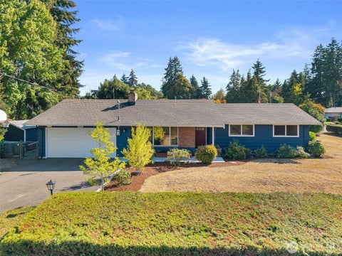Photo of 10810 105th Street SW, Tacoma, WA 98498 (MLS # 2571678)