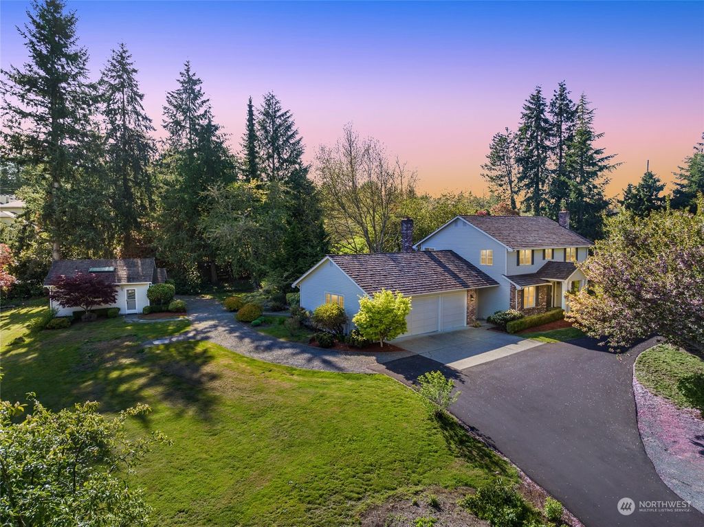 Photo of 13207 NE 66 Street, Kirkland, WA 98033 (MLS # 2066826)