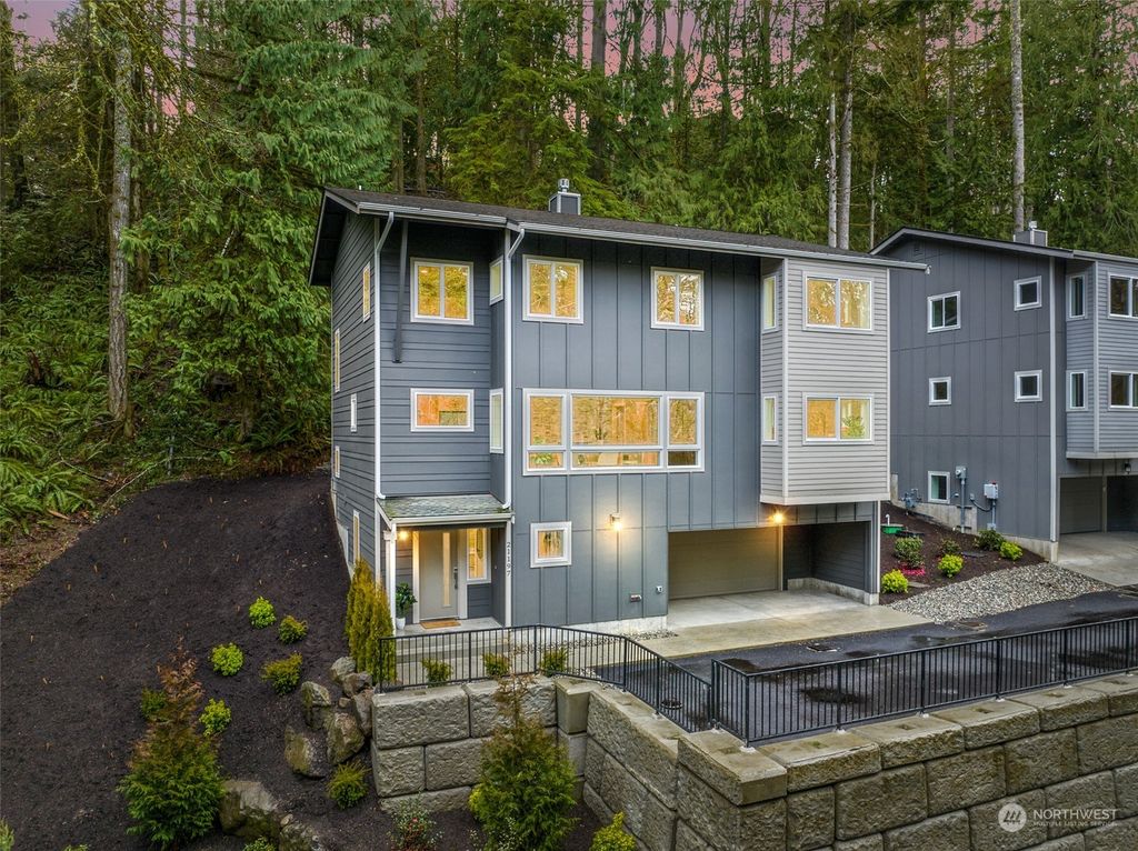 Photo of 21197 NE 6th Street, Sammamish, WA 98074 (MLS # 2075742)