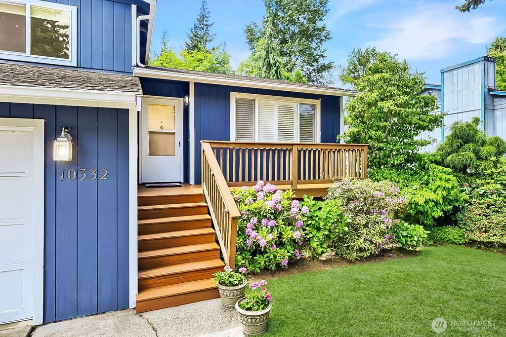 Photo of 10332 27th Drive SE, Everett, WA 98208 (MLS # 2533463)