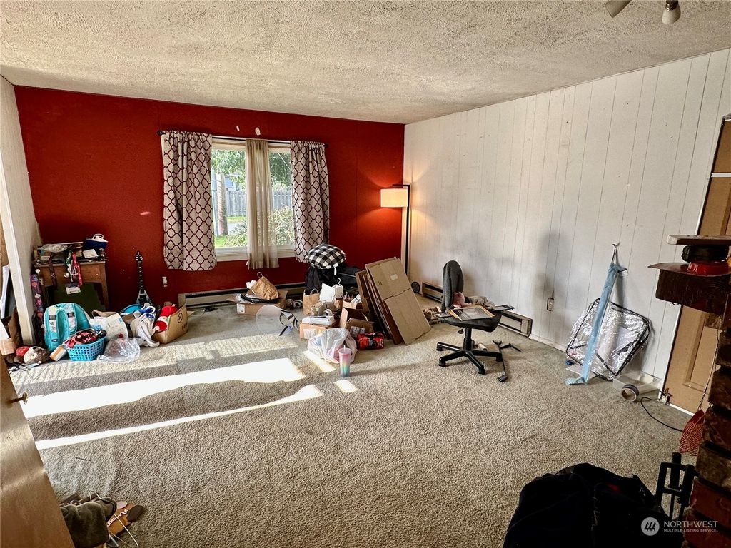 listing image 9367312658550335940