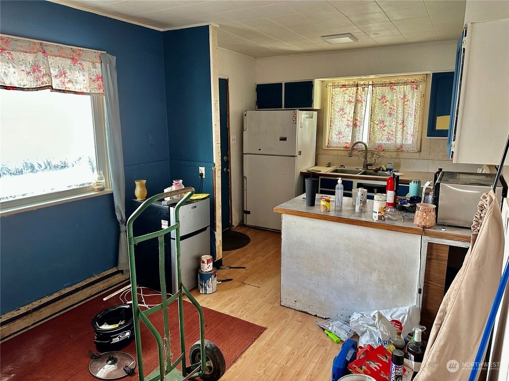 listing image 9367400008668308771