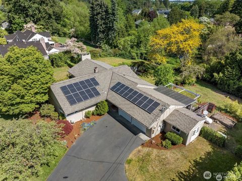 11411 Clovercrest Drive SW Lakewood WA 98499