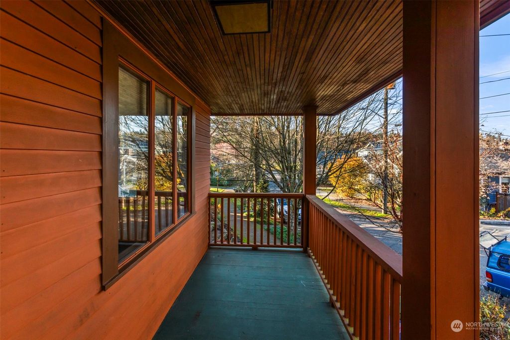 Photo of 1423 N 54th Street, Seattle, WA 98103 (MLS # 2320212)