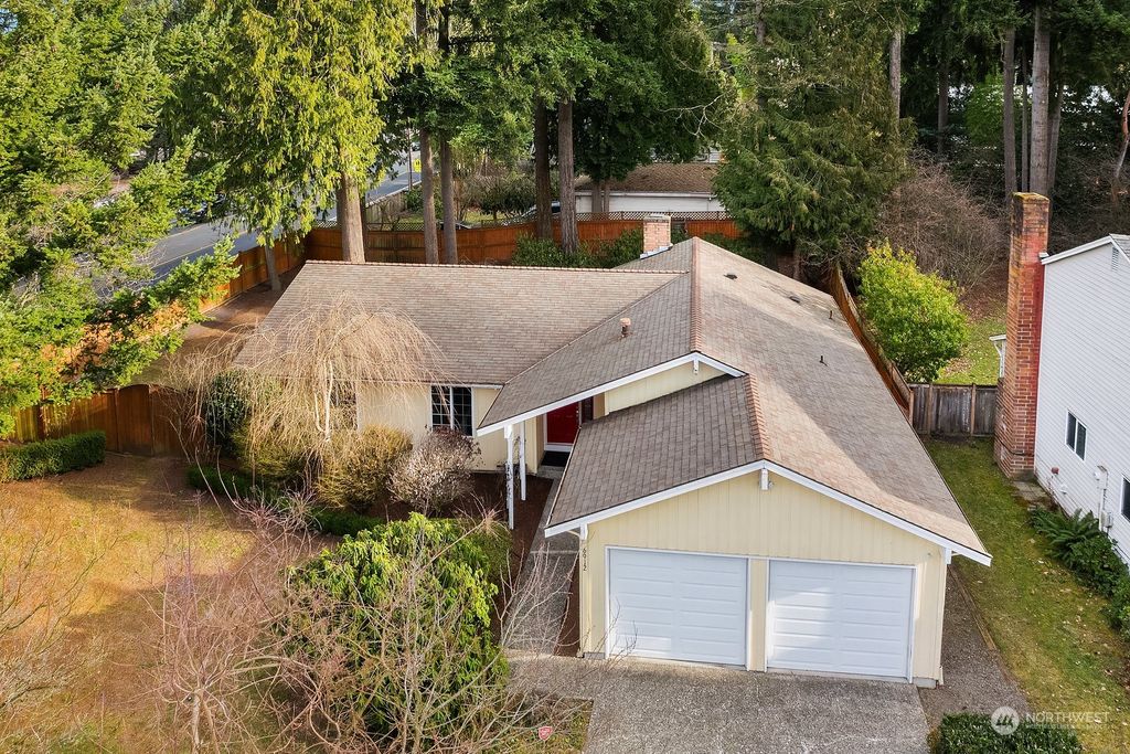 Photo of 6912 119th Avenue NE, Kirkland, WA 98033 (MLS # 2192317)