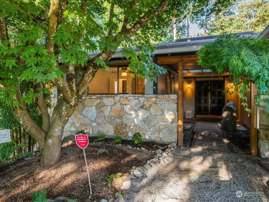 Photo of 26030 Woodland Way S, Kent, WA 98030 (MLS # 2269639)