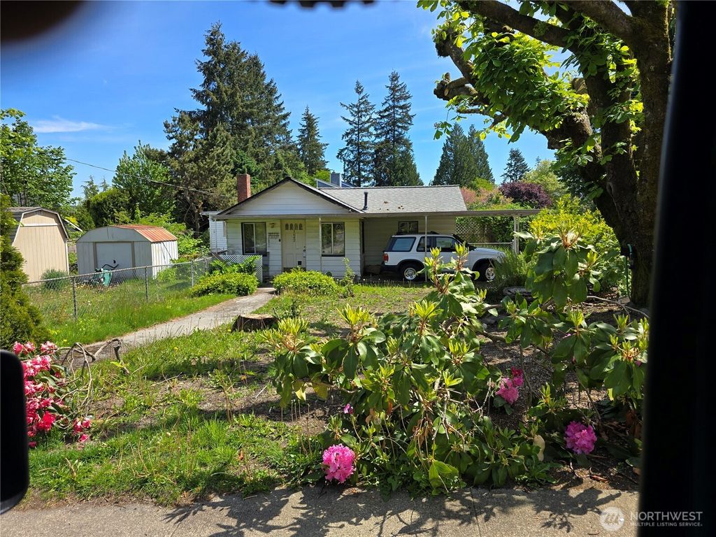 Photo of 3642 172nd Avenue Ave NE, Redmond, WA 98052 (MLS # 2422895)