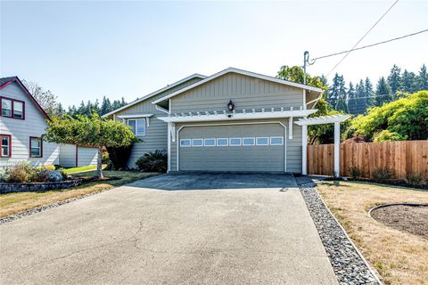 Photo of 618 E Whidby Avenue, Port Angeles, WA 98362 (MLS # 2432739)