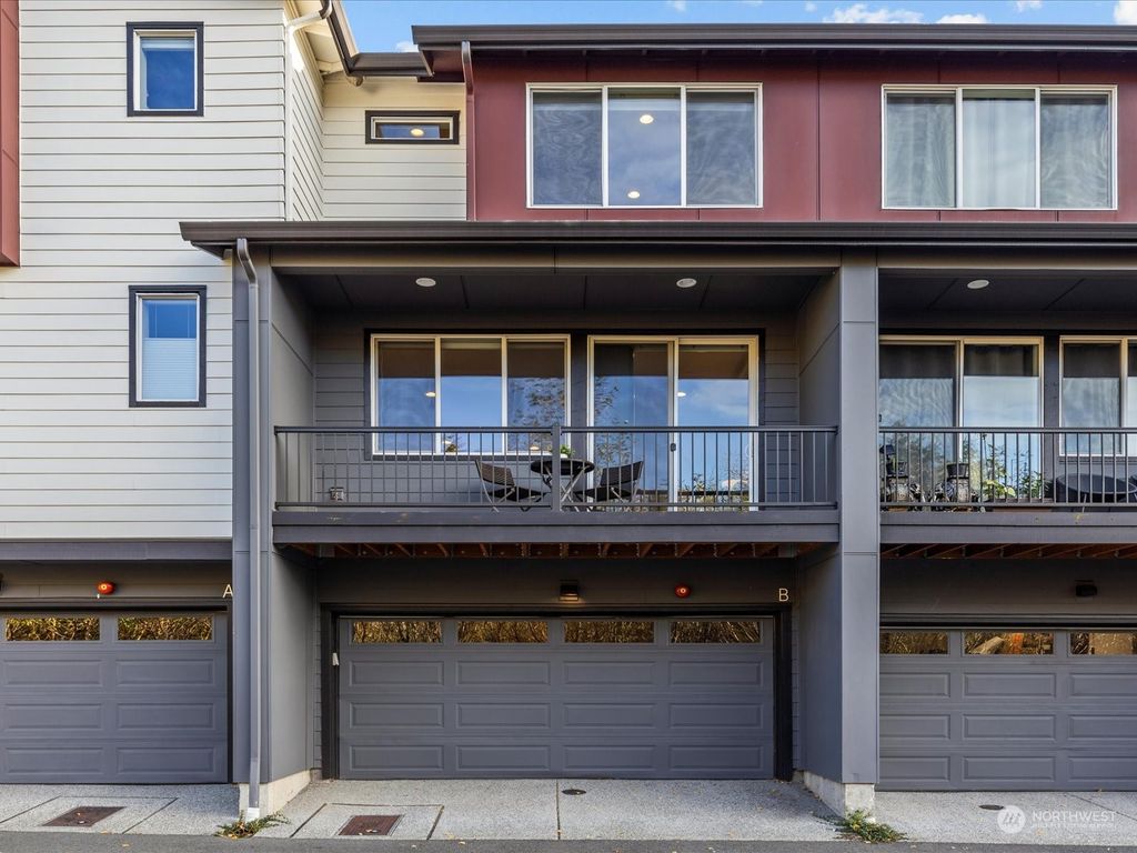 Photo of 23831 5th Avenue SE #B, Bothell, WA 98021 (MLS # 2309299)