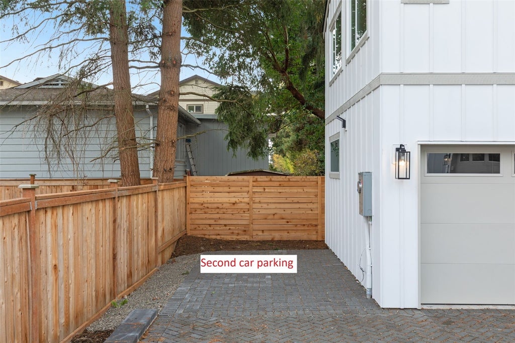 Photo of 127 N 136th Street, Seattle, WA 98133 (MLS # 2598683)