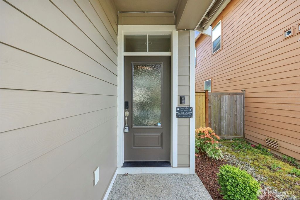 Photo of 8602 55th Place NE, Marysville, WA 98270 (MLS # 2514868)