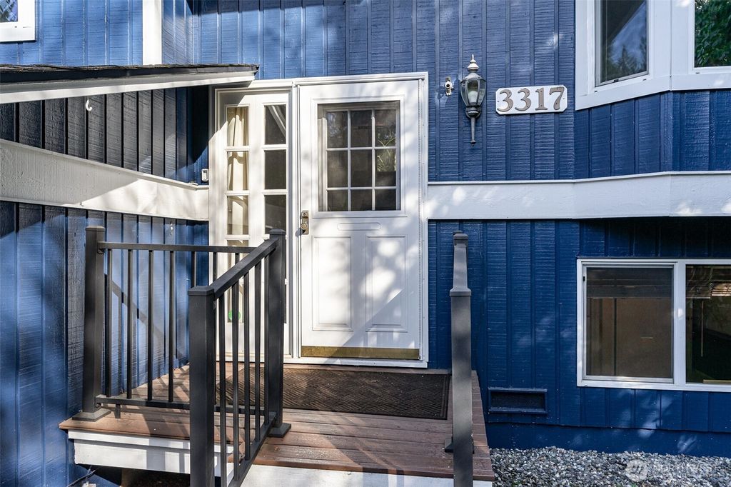 Photo of 3317 197th Place SE, Bothell, WA 98012 (MLS # 2347611)