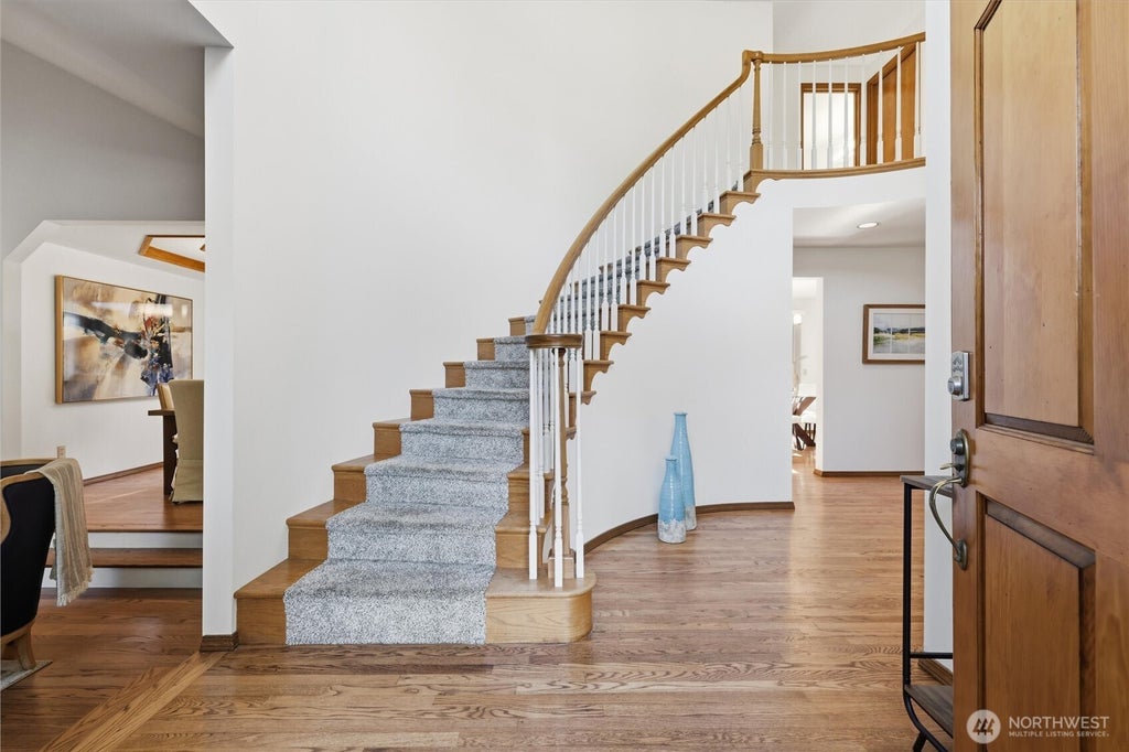 Photo of 10827 NE 183rd Court, Bothell, WA 98011 (MLS # 2594305)