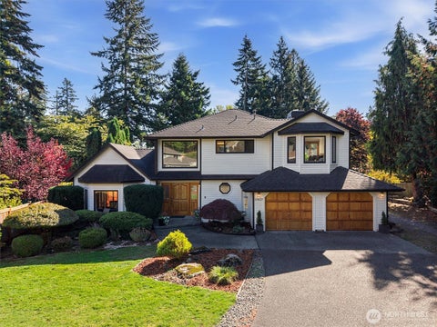 Photo of 10827 NE 183rd Court, Bothell, WA 98011 (MLS # 2594305)