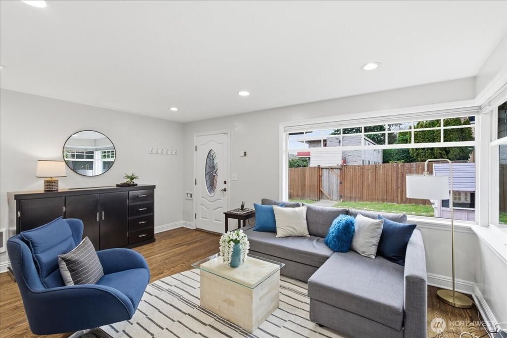 Photo of 8250 Corliss Avenue N, Seattle, WA 98103 (MLS # 2481931)