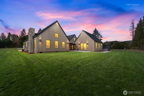 Photo of 210 Eagle Court, Woodland, WA 98674 (MLS # 2484627)