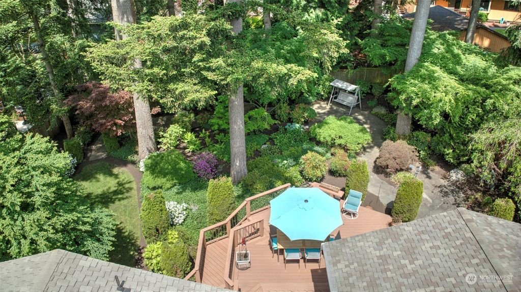 Photo of 15006 SE 139th Place, Renton, WA 98059 (MLS # 2071569)