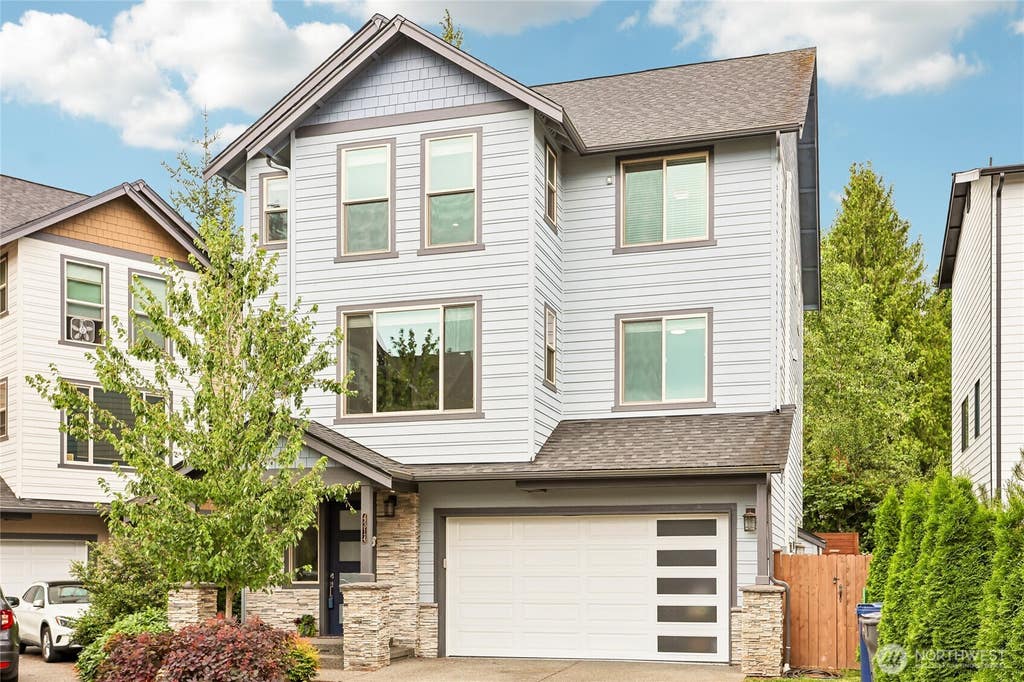 Photo of 4314 137th Place SW, Lynnwood, WA 98087 (MLS # 2560792)
