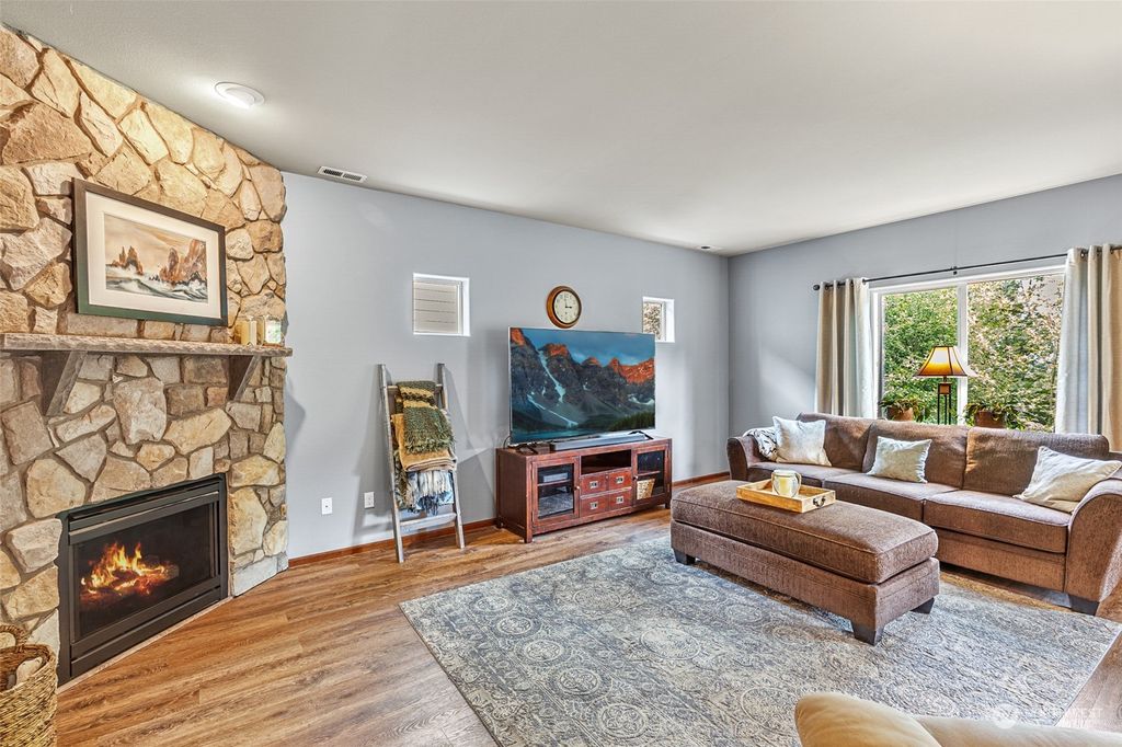 Photo of 11629 62nd Avenue SE, Snohomish, WA 98296 (MLS # 2064401)