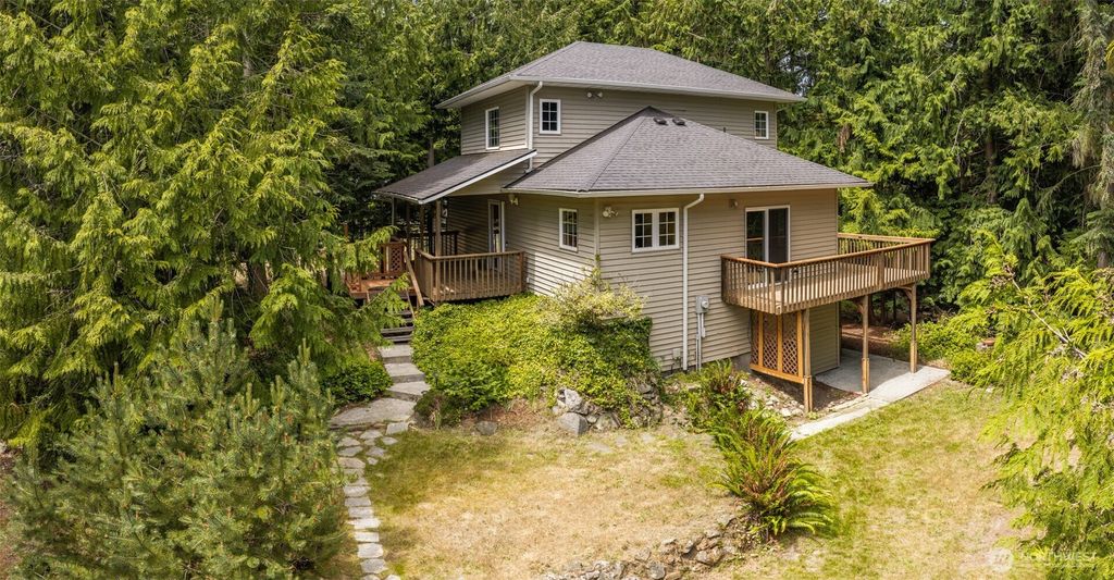 Photo of 102 New Haven Lane, Port Angeles, WA 98362 (MLS # 2547945)