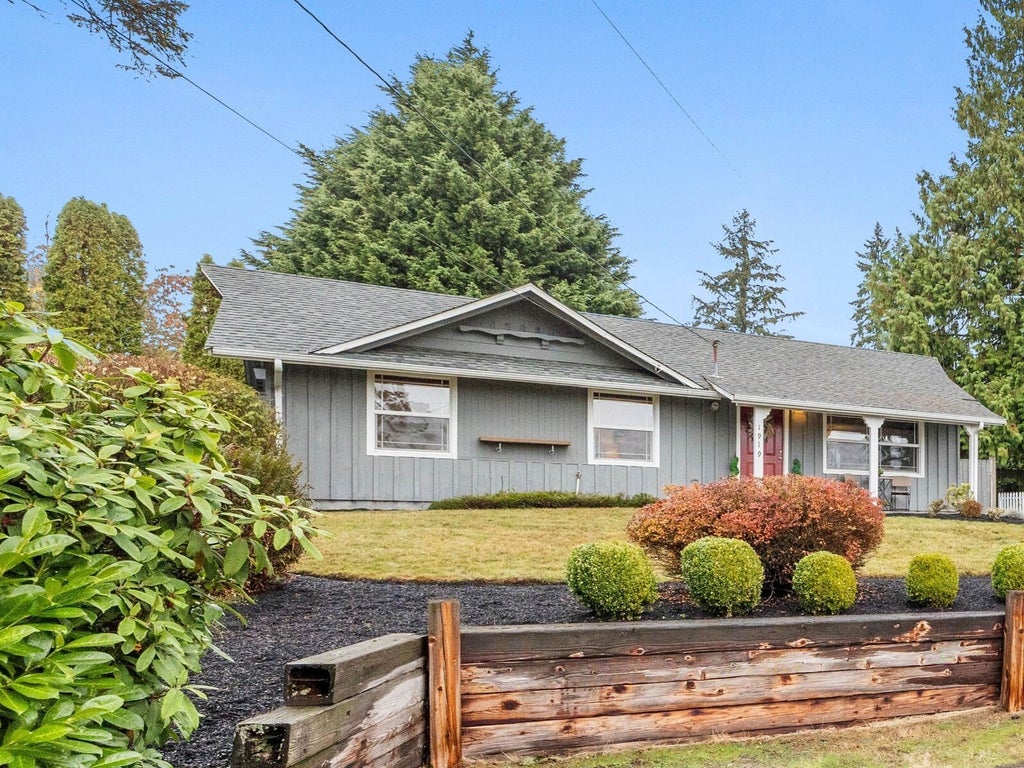 Photo of 1919 198th Place SW, Lynnwood, WA 98036 (MLS # 2598990)