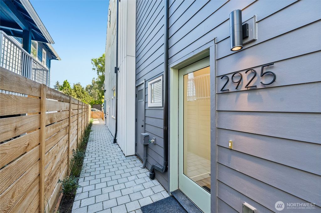 Photo of 2925 39th Avenue SW, Seattle, WA 98116 (MLS # 2516776)