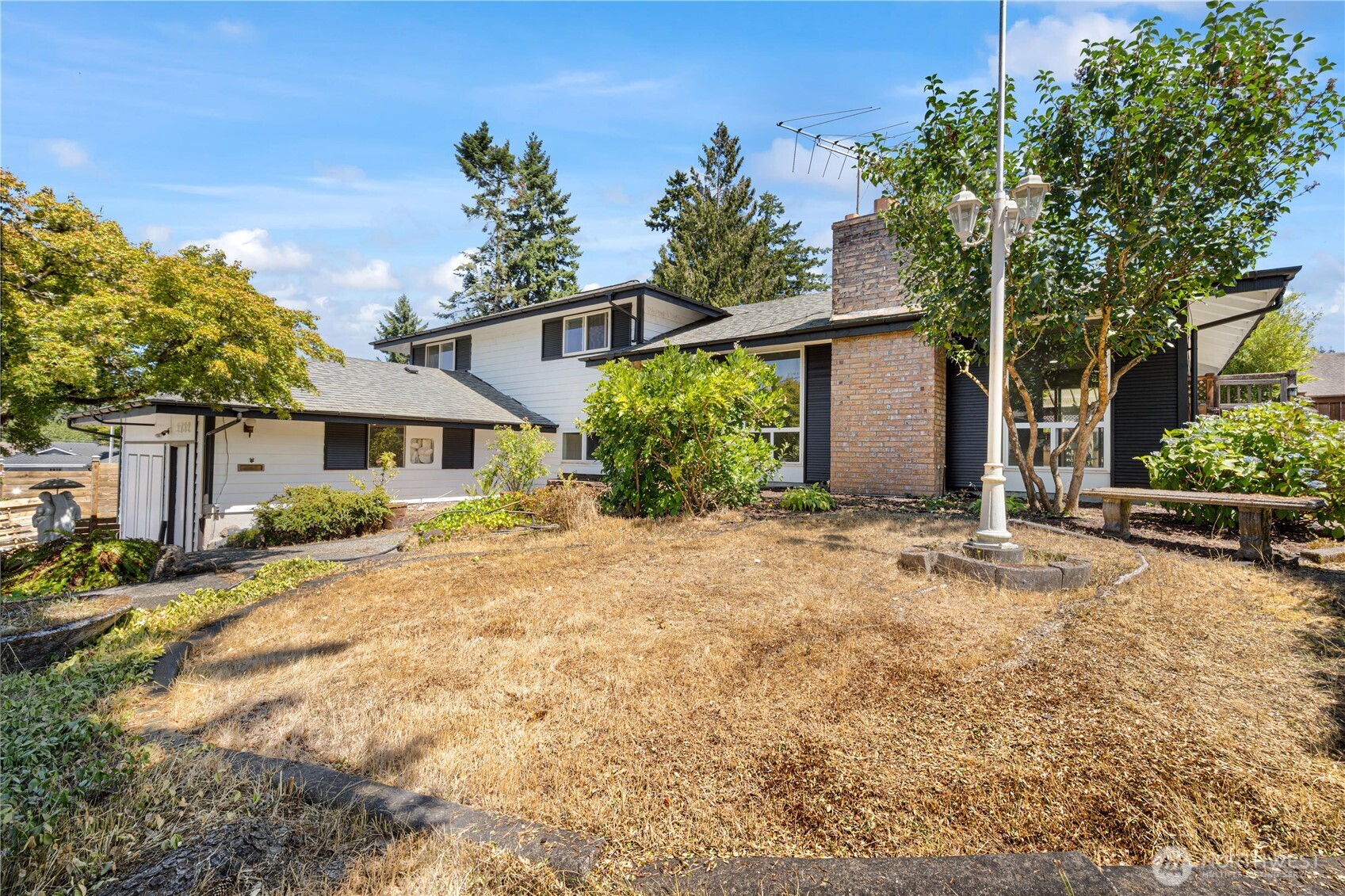 2732 Alpine Drive SE
