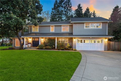 Photo of 37 Tatoosh Ky Ky, Bellevue, WA 98006 (MLS # 2505056)
