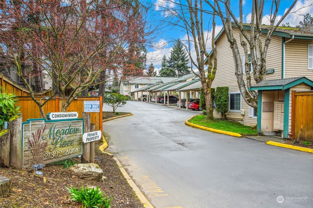 Photo of 21306 48th Avenue W #C-2, Mountlake Terrace, WA 98043 (MLS # 2219599)
