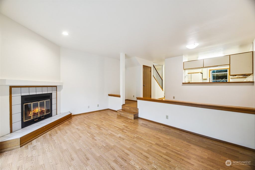 Photo of 21306 48th Avenue W #C-2, Mountlake Terrace, WA 98043 (MLS # 2219599)
