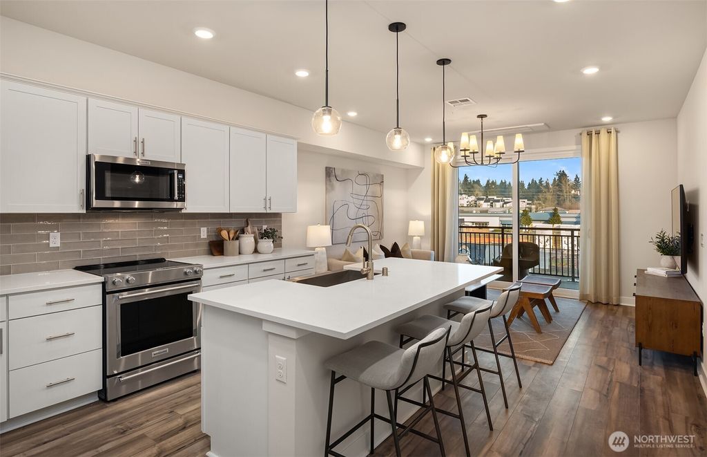 Photo of 6901 NE 184th Lane #508, Kenmore, WA 98028 (MLS # 2410271)