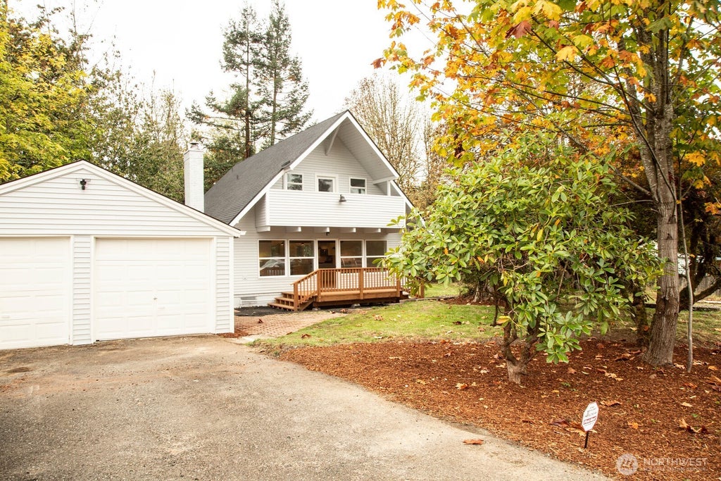 Photo of 11815 Shoreview Drive SW, Olympia, WA 98512 (MLS # 2590740)