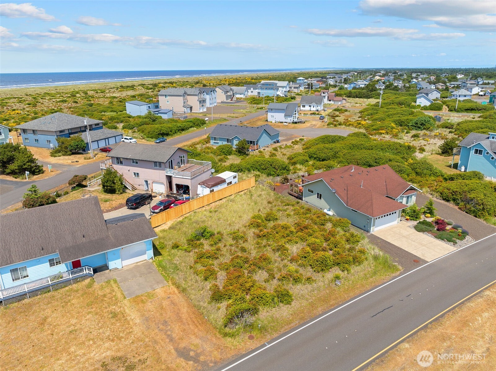 1037 Ocean Shores Boulevard SW