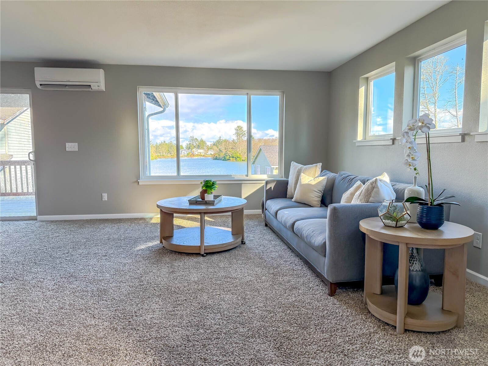 582 Mount Olympus Avenue SE