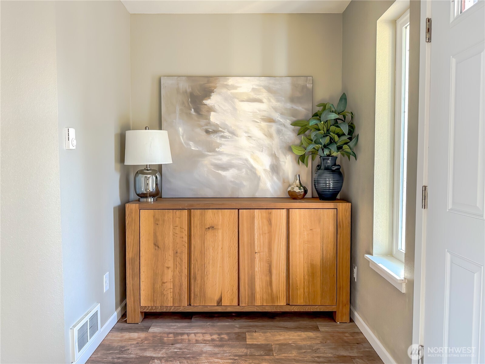 582 Mount Olympus Avenue SE