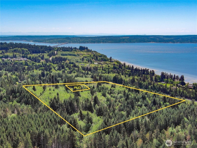 2 Teal Lake Road