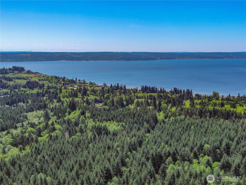 2 Teal Lake Road
