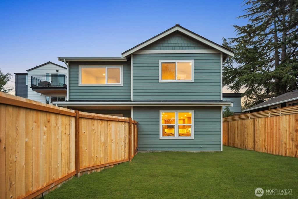 Photo of 8508 1st Avenue NE, Seattle, WA 98115 (MLS # 2501645)