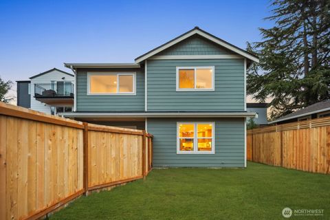 Photo of 8508 1st Avenue NE, Seattle, WA 98115 (MLS # 2501645)