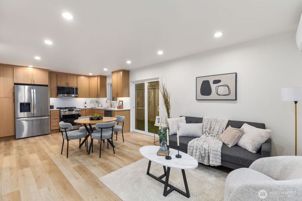 Photo of 8508 1st Avenue NE, Seattle, WA 98115 (MLS # 2501645)