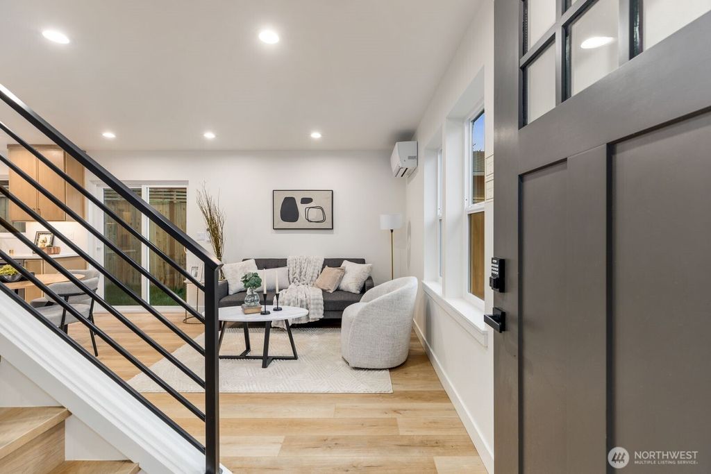 Photo of 8508 1st Avenue NE, Seattle, WA 98115 (MLS # 2501645)