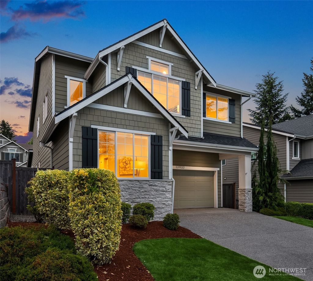 Photo of 12932 NE 201st Street, Woodinville, WA 98072 (MLS # 2523030)