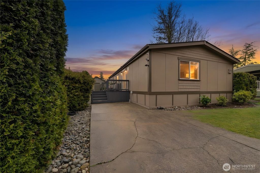 Photo of 31600 126th Avenue SE #86, Auburn, WA 98092 (MLS # 2464887)