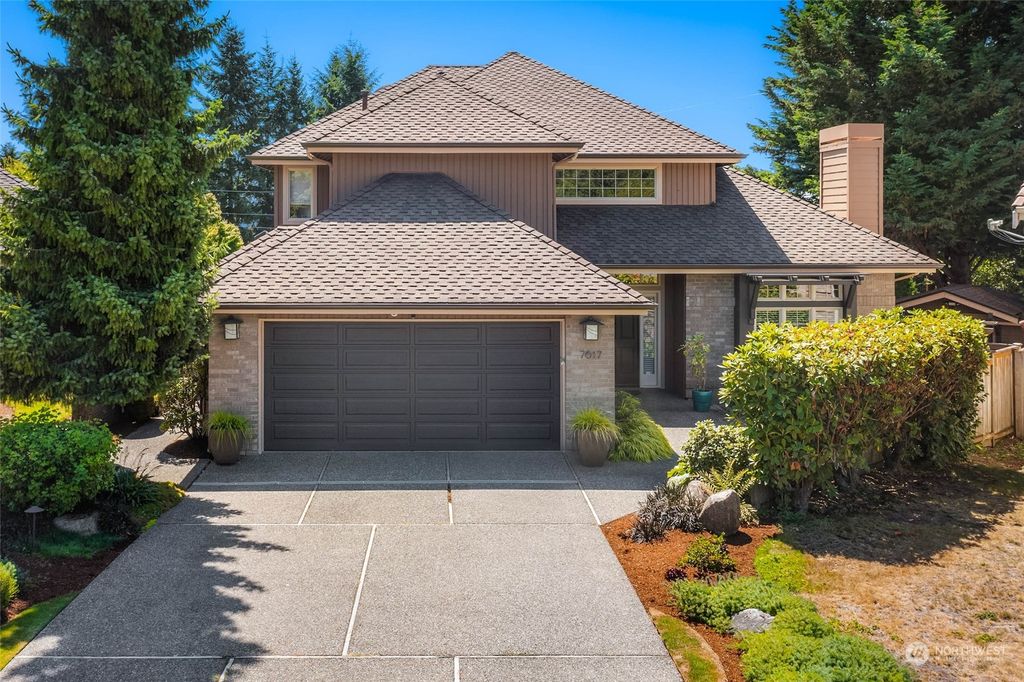 Photo of 7617 114th Court SE, Newcastle, WA 98056 (MLS # 2164307)