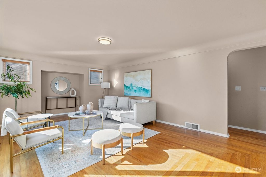 Photo of 12233 22nd Avenue S, Seattle, WA 98168 (MLS # 2173131)