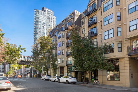 Photo of 425 Vine St ST #721, Seattle, WA 98121 (MLS # 2596437)