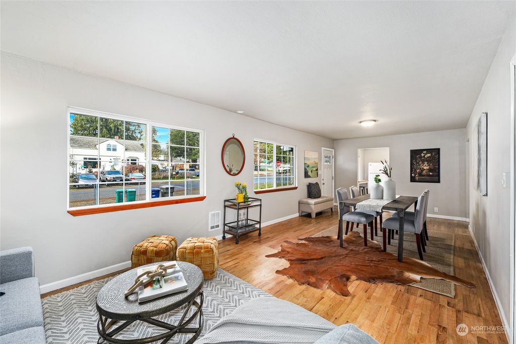 Photo of 11204 3rd Avenue S, Seattle, WA 98168 (MLS # 2327091)