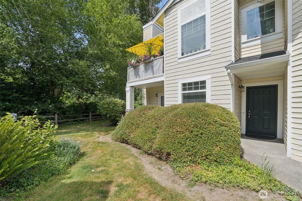 Photo of 5812 S 234th Street, Kent, WA 98032 (MLS # 2396408)