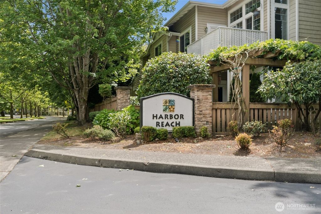 Photo of 5812 S 234th Street, Kent, WA 98032 (MLS # 2396408)