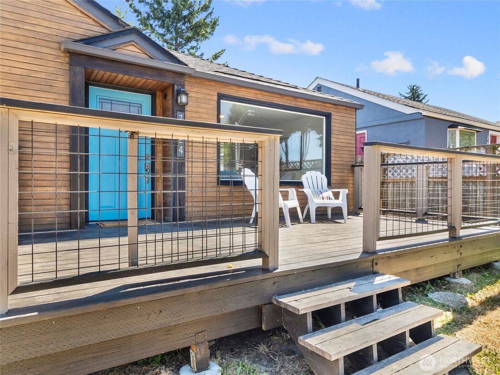 Photo of 7924 14th Avenue SW, Seattle, WA 98106 (MLS # 2406266)